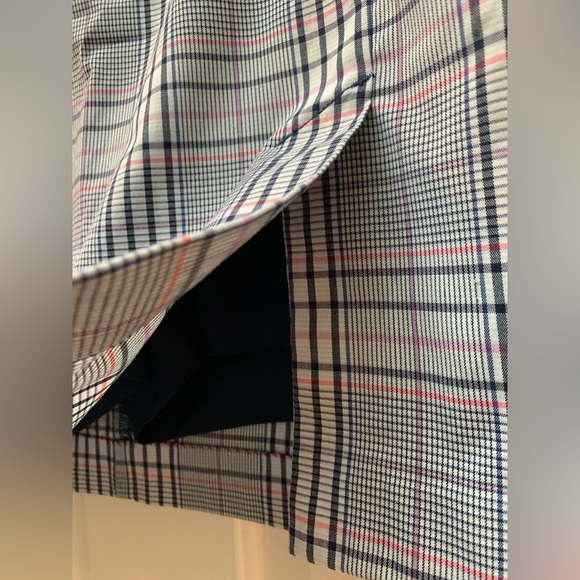 IZOD Golf Skort Cool FX - Picture 3 of 10